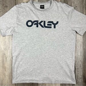 Oakley Regular Fit Large Spell Out Print T Shirt Heather Grey Men’s Size Medium